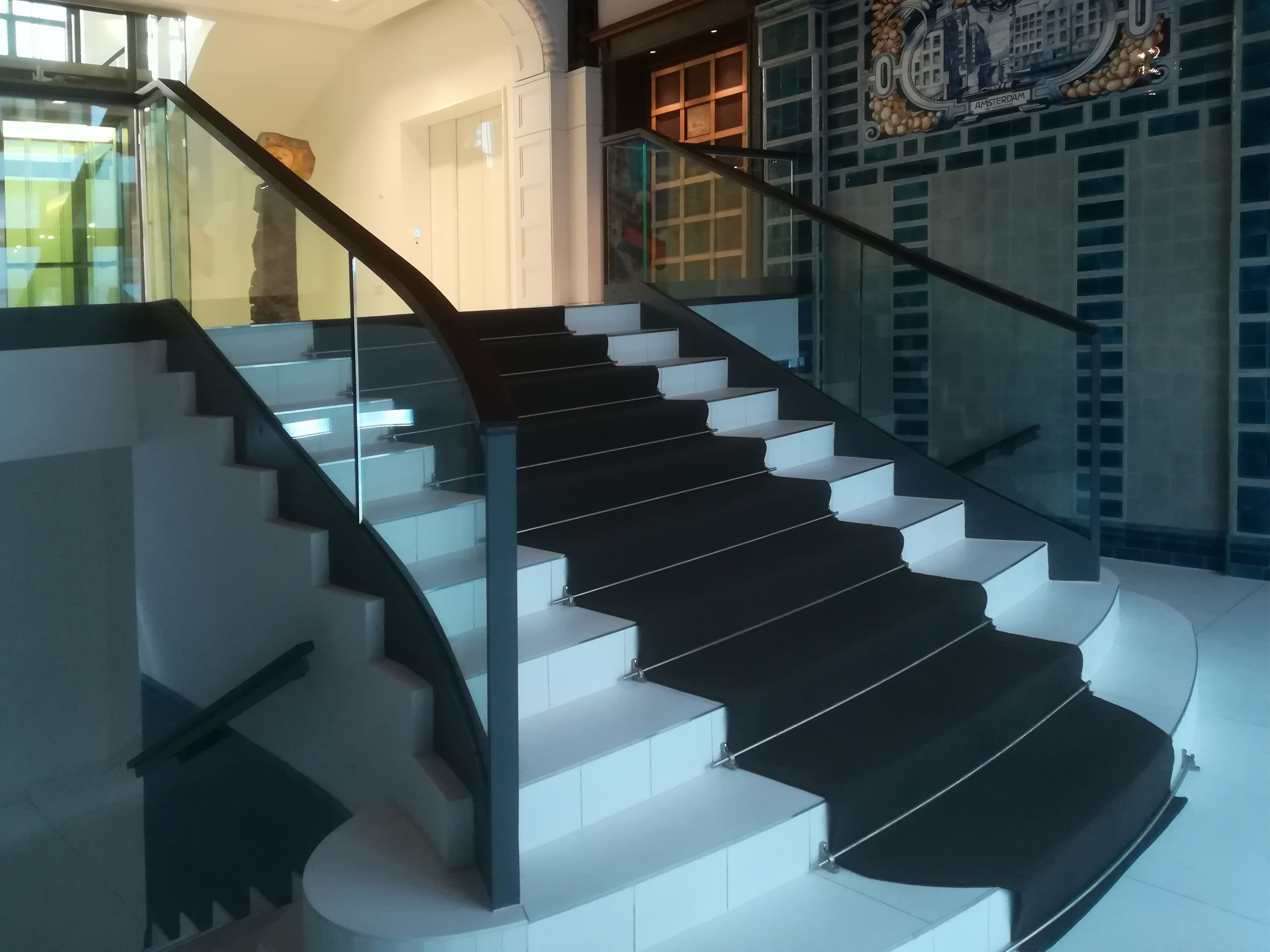 All-glass railing