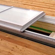 Glass roof with chain drive for opening